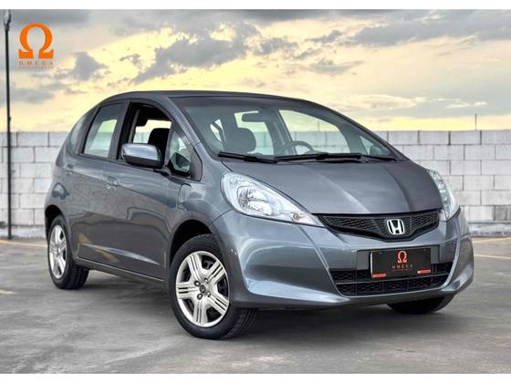 HONDA FIT 1.4 DX 16V FLEX 4P MANUAL HONDA FIT 1.4 DX 16V FLEX 4P MANUAL